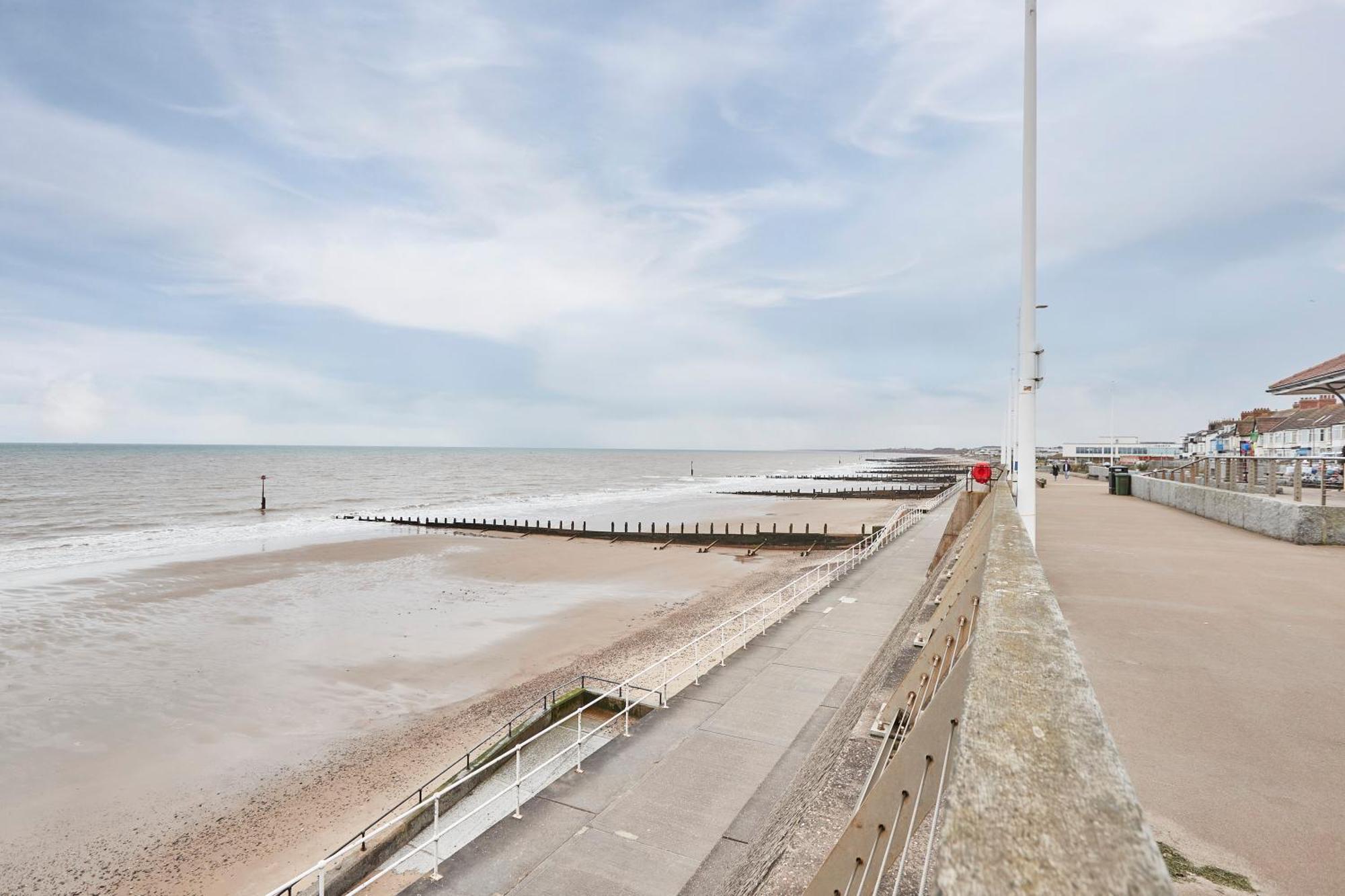 Ocean View Villa Hornsea Exterior photo